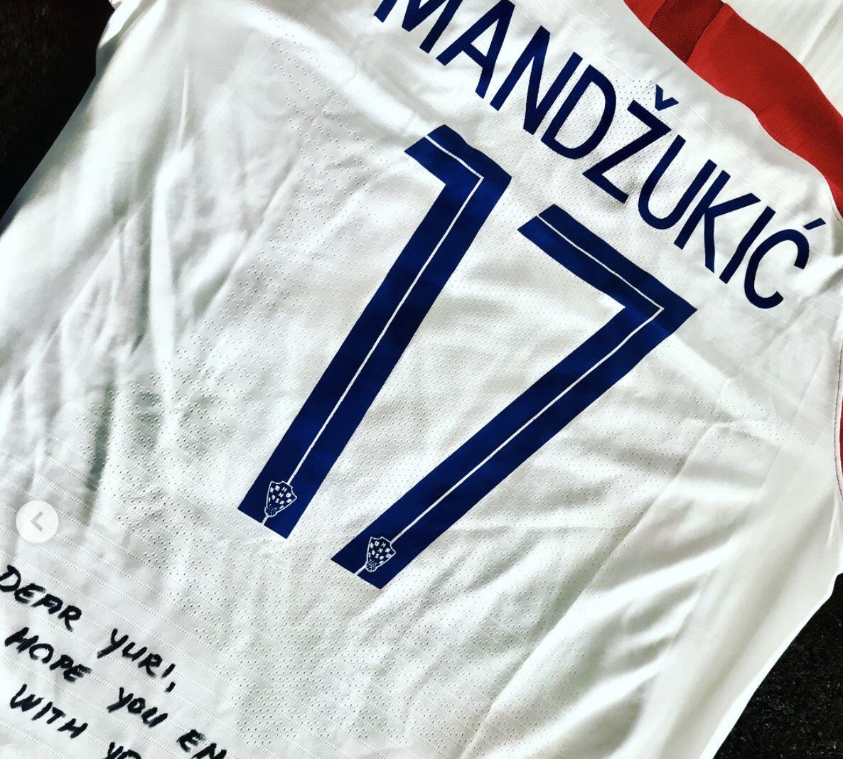 Yuri Cortez received a Mandžukić Croatia drakter